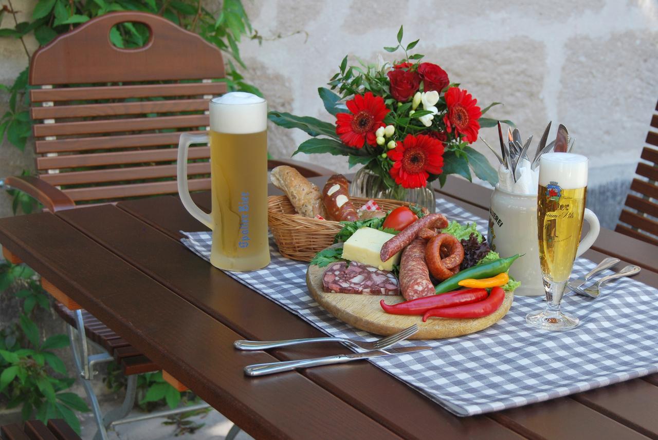 Der Schwan Hotel & Restaurant Schwanstetten Luaran gambar